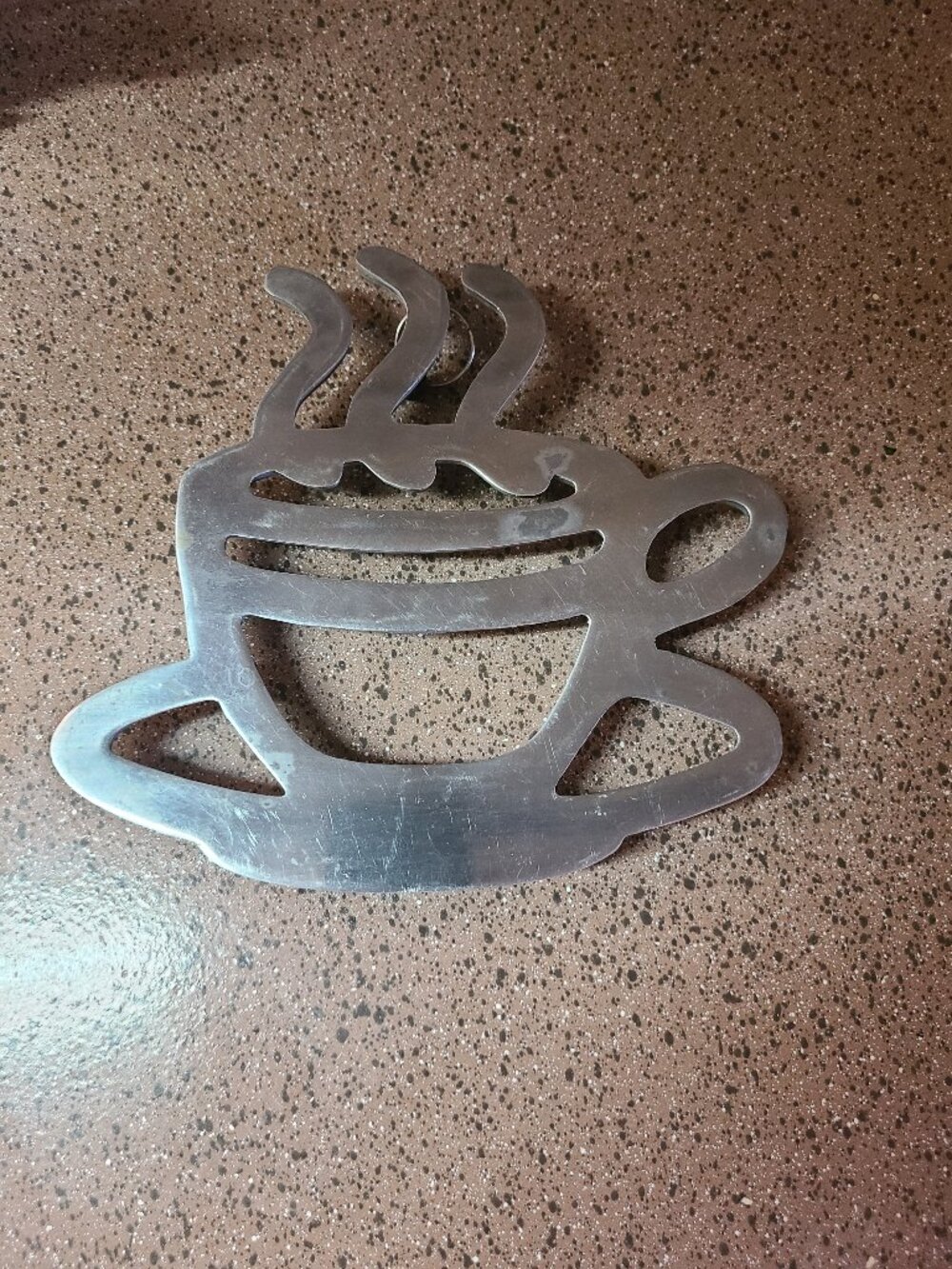 Copco Cast Aluminum Metal Footed Steaming Coffee Cup Shaped Trivet &Wall Hanging